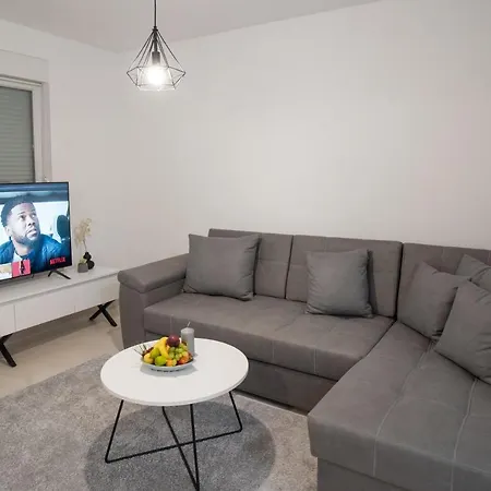 Apartament Kim *